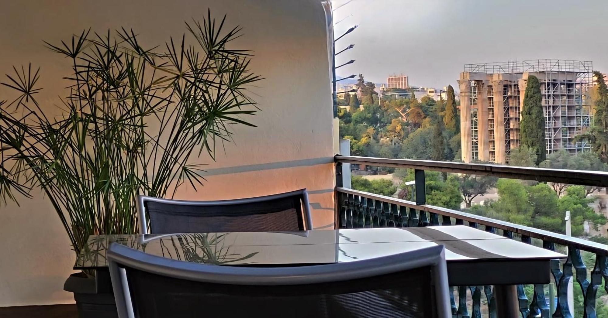 Lview Zeus Temple Apartment เอเธนส์ ภายนอก รูปภาพ